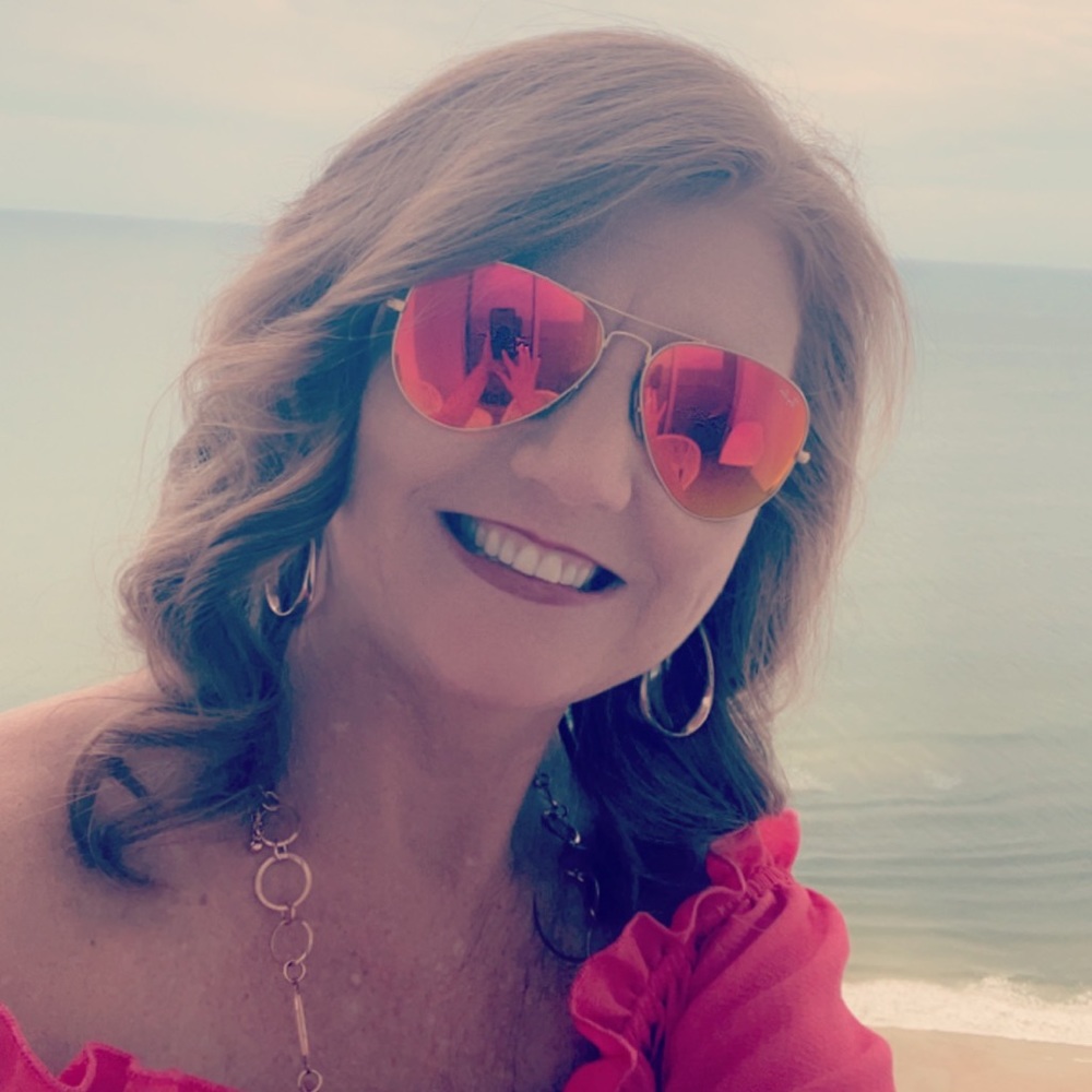 Meet your Posher, Gail